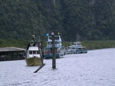 ข่าวระนอง : เจ้าท่าฯตรังมั่นใจมาตรการควบคุมเรือท่องเที่ยวไม่ให้เกิดอุบัติเหตุได้