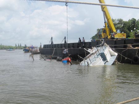 ข่าวกระบี่ : เจ้าของเรือ?พีพีแฟมิลี่?อัดยับรัฐไม่แยแสปล่อยกู้ซากเรือเอง