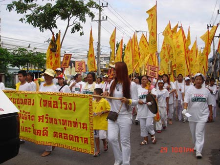 ข่าวภูเก็ต : แห่พระรอบเมืองวันสุดท้าย ภูเก็ต ยังโชว์ความหวาดเสียว