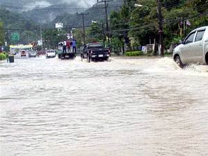 ข่าวระนอง : ระนองฝนตกหนักหลายพื้นที่จม