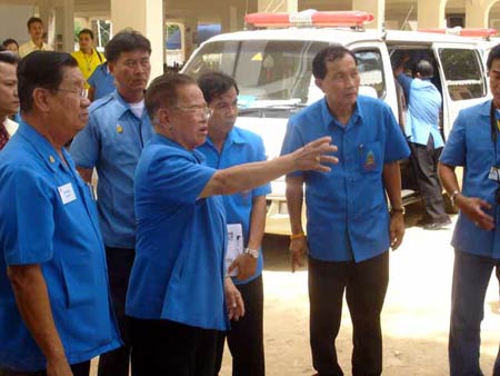 ข่าวภูเก็ต : ประธานมูลนิธิราชประชานุเคราะห์มอบทุนให้เด็กภูเก็ต