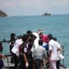 ภาพประกอบ ข่าวภูเก็ต : เรือ ต.221 นำศพผู้เสียชีวิตพบใกล้ที่เกิดเหตุเรือล่มกลับเข้าฝั่งแล้ว